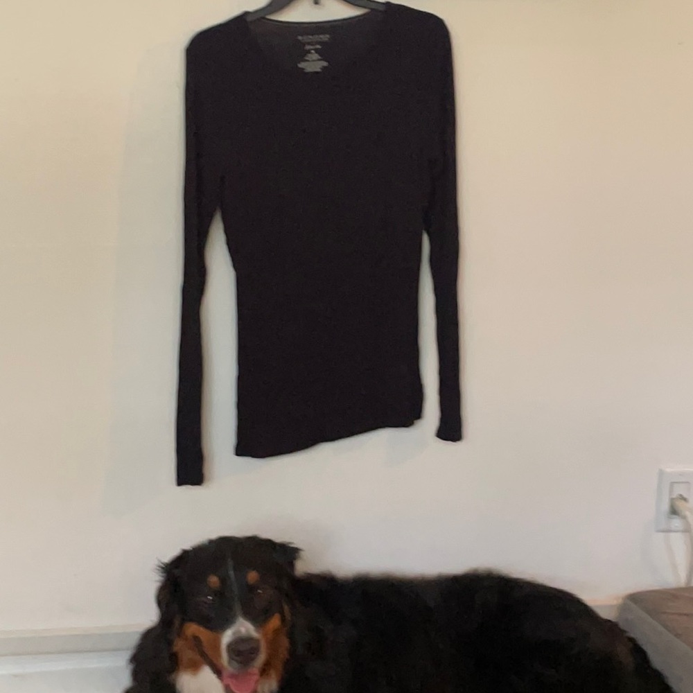Black long sleeved undershirt